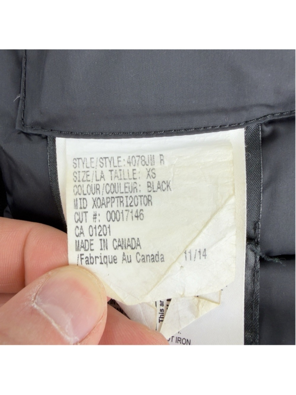 Canada Goose Men's Black Kamloops Puffer Jacket Size XS - Picture 9 of 16